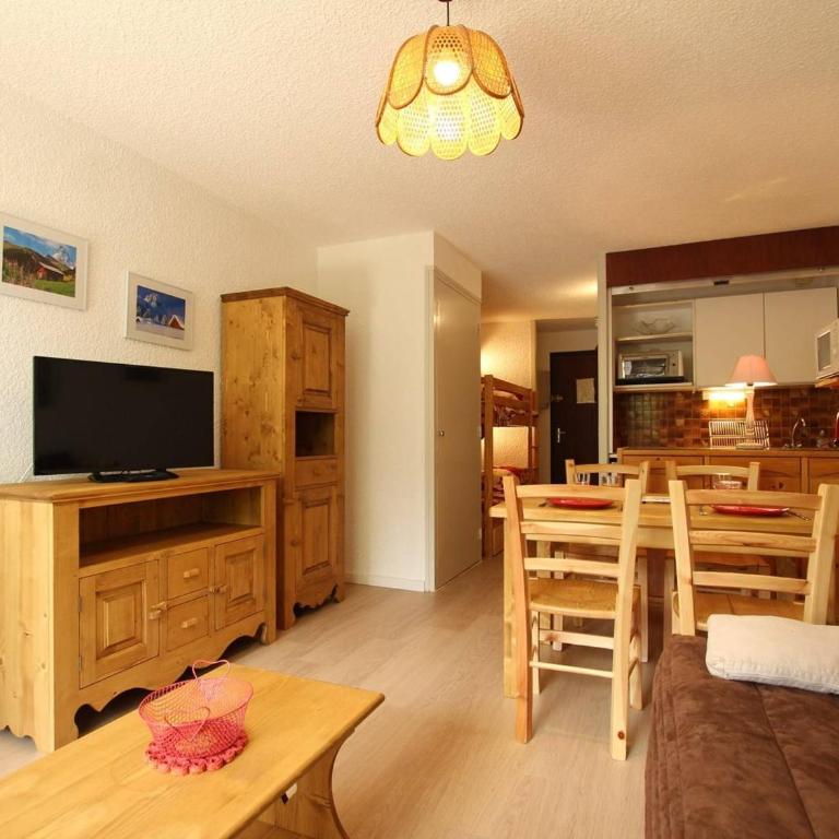 Studio 4 pers. à Serre-Chevalier avec balcon, parking, animaux admis - Appartement 1 Chambre - 4