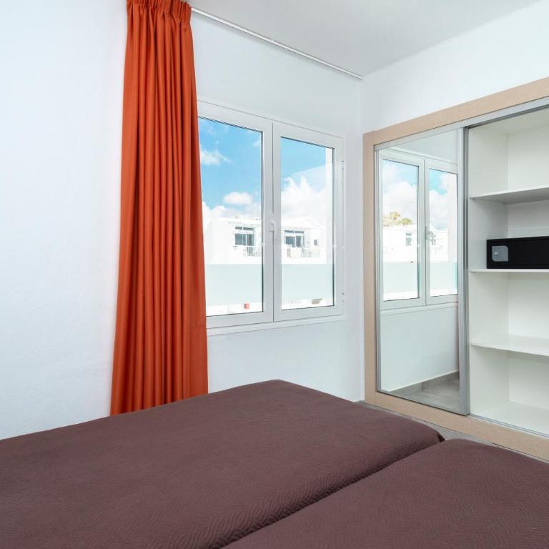 Apartamentos LIVVO Oasis - One-Bedroom Apartment (2 Adults) - 11