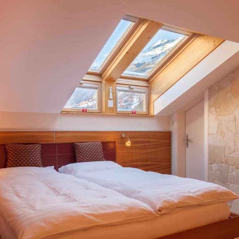 Hotel Pollux - Classic Dreibettzimmer - 4