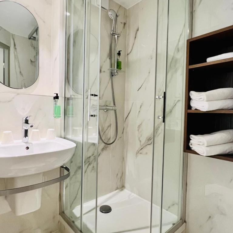 Hotel du Pin Nice Port by Soniho - Chambre Familiale Confort - 6