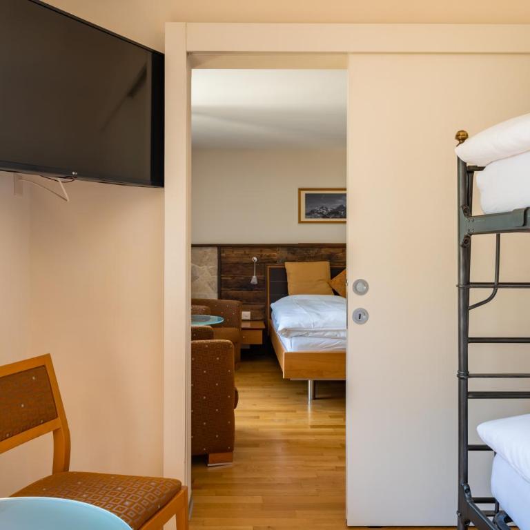 Hotel Pollux - Familienzimmer (2 Erwachsene + 2 Kinder) - 5