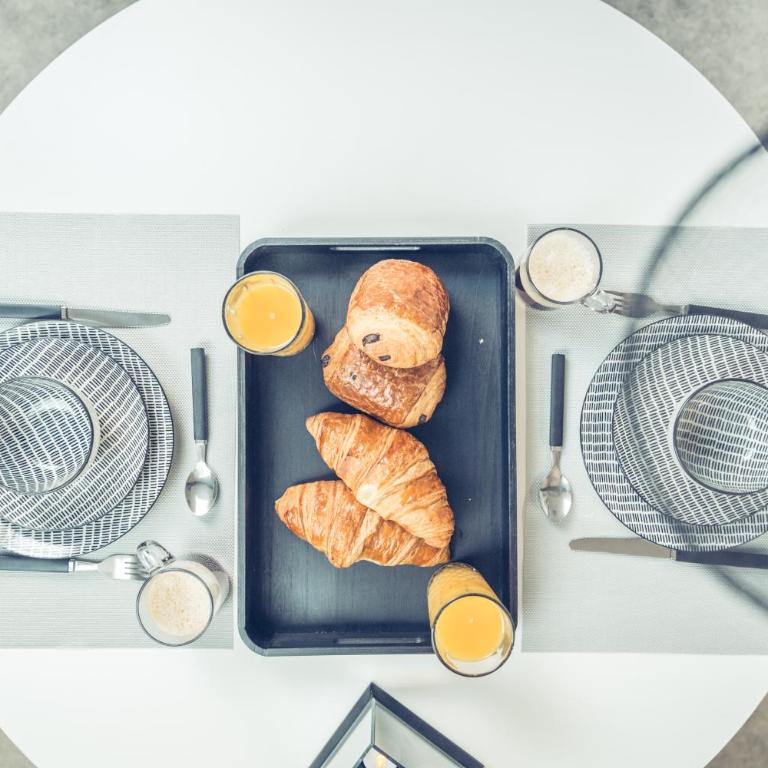 Le loft superbe studio avec stationnement gratuit - Appartamento con 1 Camera da Letto - 12