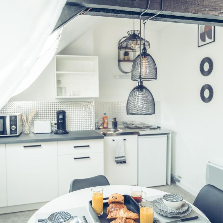 Le loft superbe studio avec stationnement gratuit - Appartamento con 1 Camera da Letto - 11