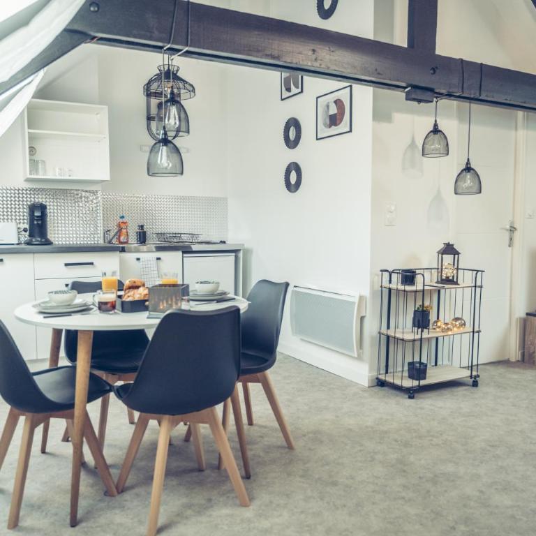 Le loft superbe studio avec stationnement gratuit - Appartamento con 1 Camera da Letto - 1