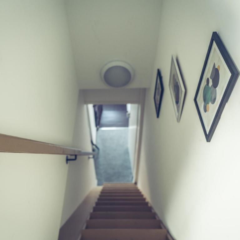 Le loft superbe studio avec stationnement gratuit - Appartamento con 1 Camera da Letto - 16