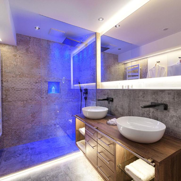Alpines Lifestyle Hotel Tannenhof - Deluxe Junior Suite - 1