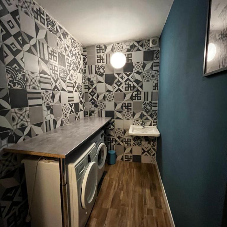 Studio Cosy proche Gare et Centre Ville - Appartement 1 Chambre - 28