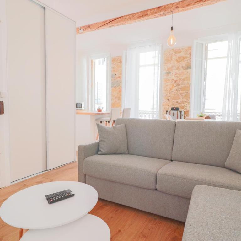 Stylish apartment in the Old Town, with AC. - Appartement 1 Chambre - 7