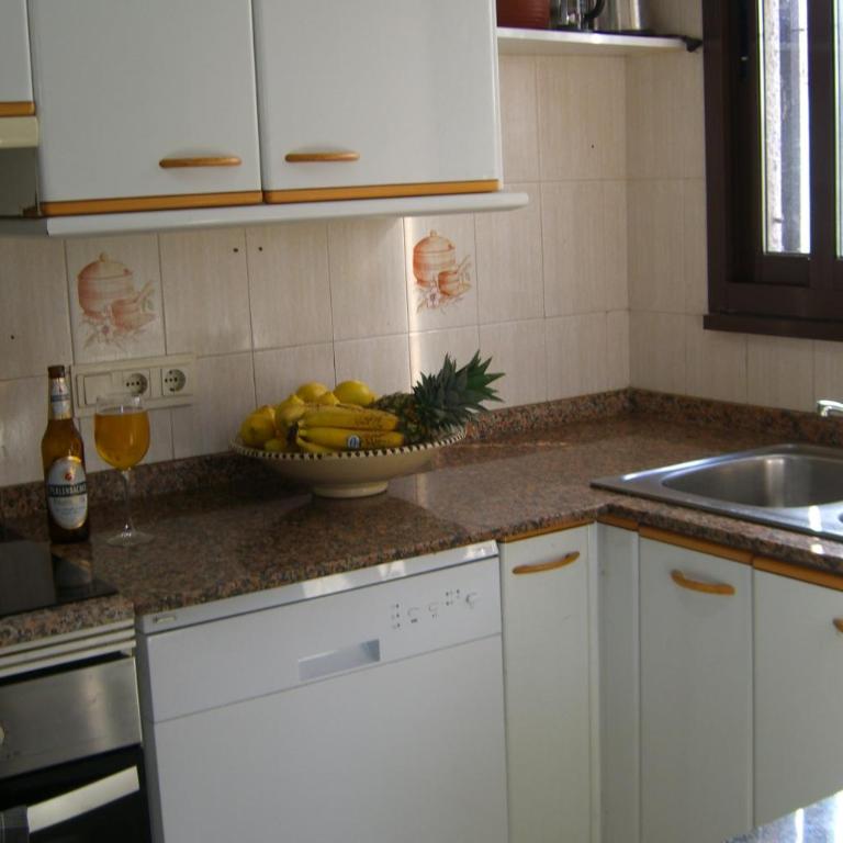 Tita - Three-Bedroom House - 24