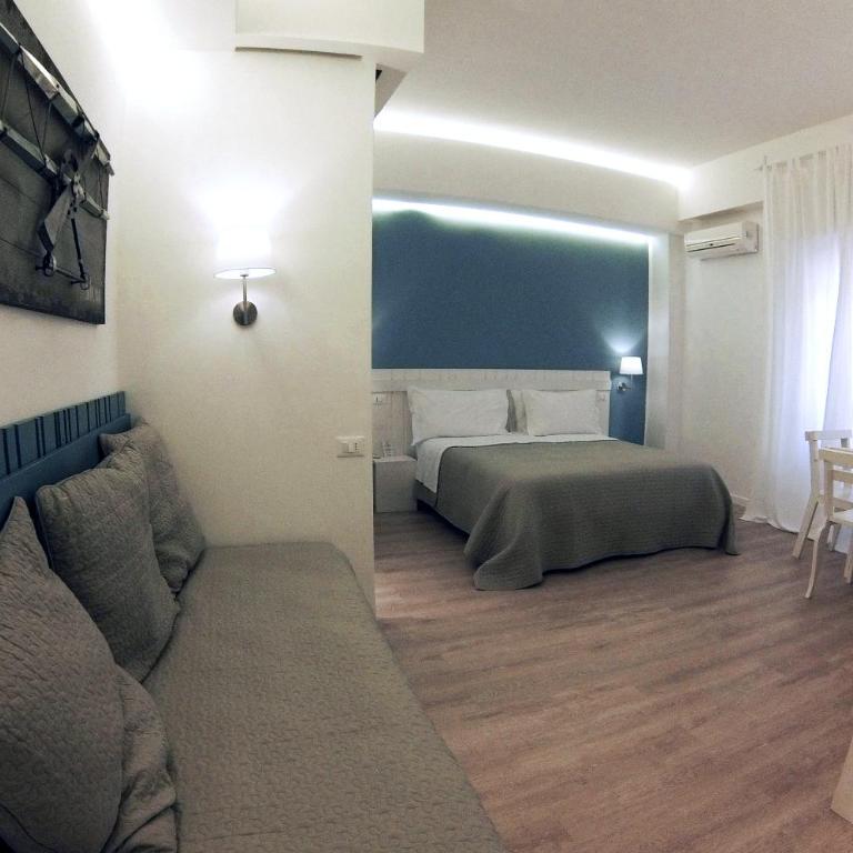 B&B Medinblu Via Miraglia - Camera Tripla Deluxe - 5