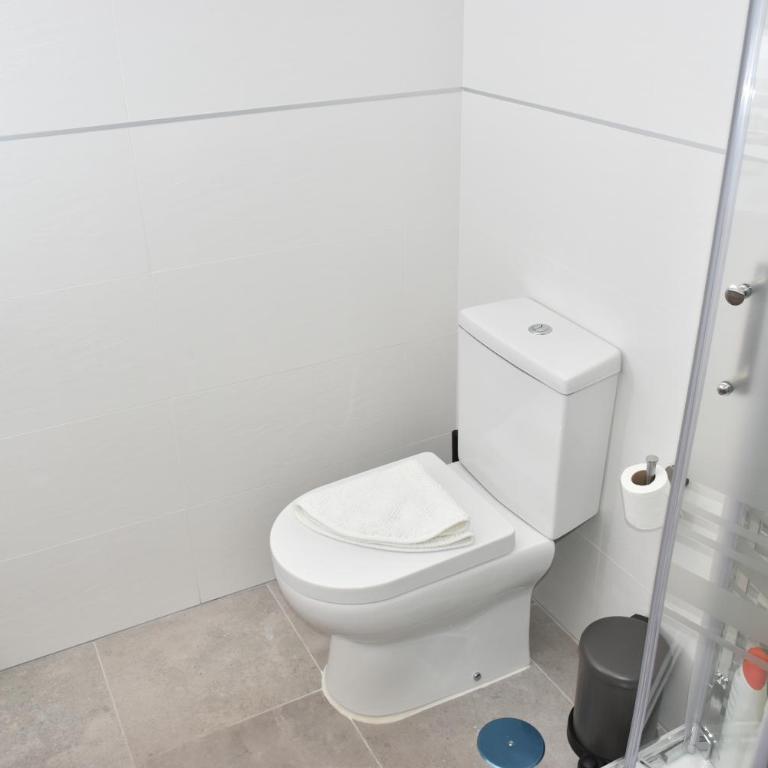 Spectacular Apartment 8 pax/4 rooms & Free Parking - Apartamento - 25