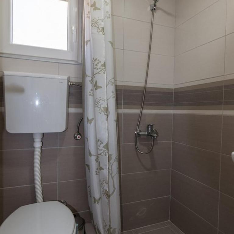 Apartman Raj Macevine - Kuća sa 1 Spavaćom Sobom - 2