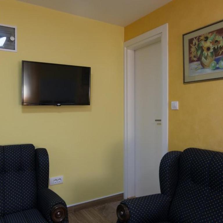 Apartman Raj Macevine - Kuća sa 1 Spavaćom Sobom - 12