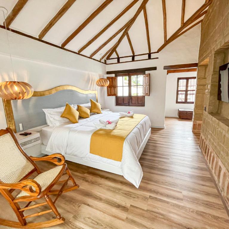 Hotel Boutique El Carmel - Suite with Terrace - 7