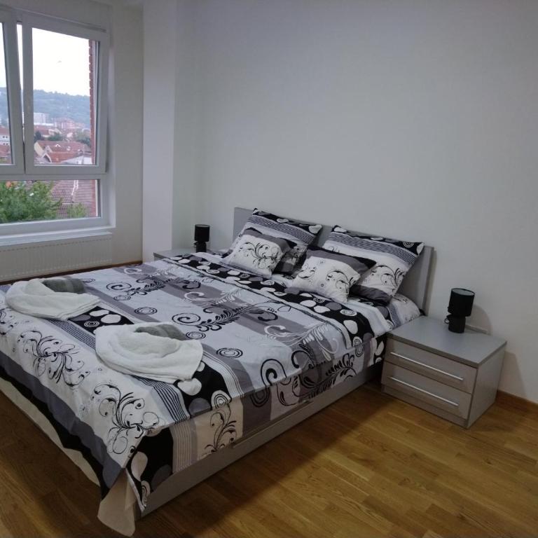 Apartman Tara Jagodina, ima free parking u garazi - Apartman sa 2 Spavaće Sobe i Terasom - 12