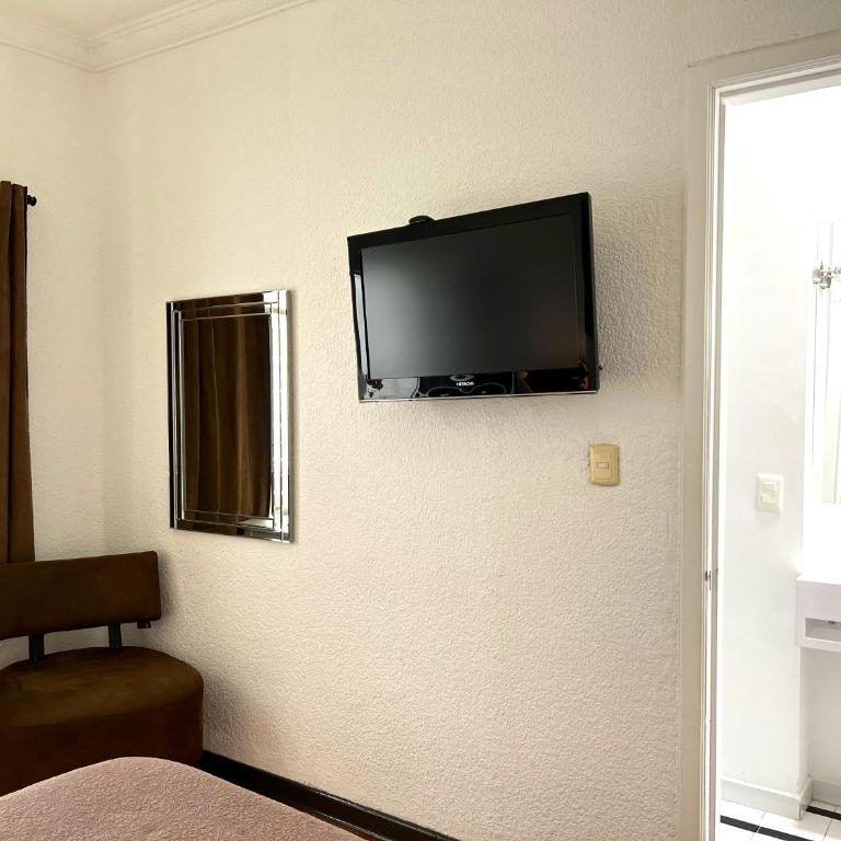 Distrito Condesa Rooms and Studios - Habitación con cama grande - 7