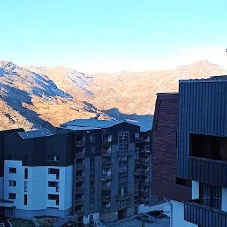 Appartement rénové 3 pièces, 4 pers, 2 ch, en plein cœur de la station, proche des pistes et commerces - FR-1-545-36 - Apartment - 11