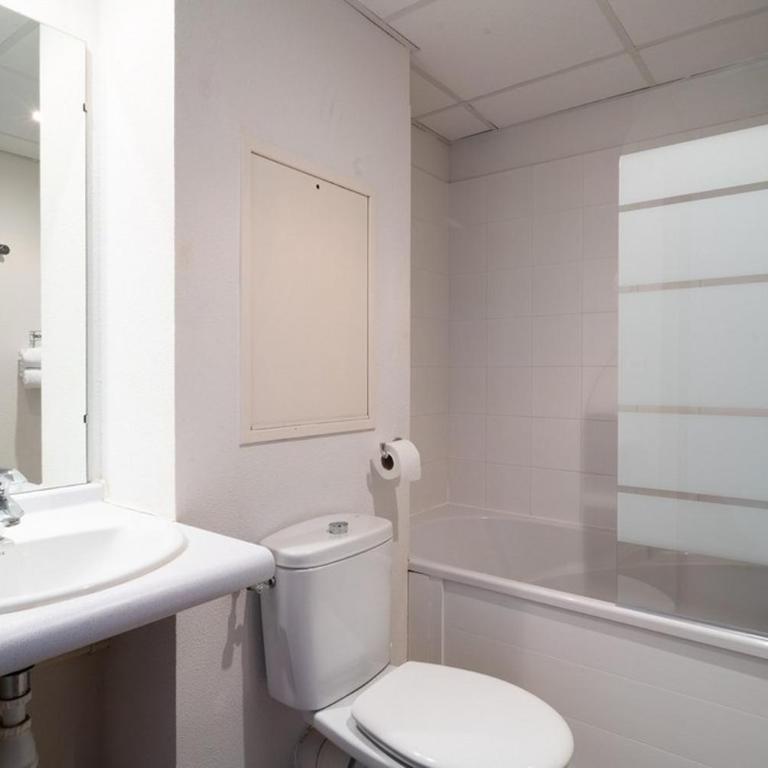 Joli studio, clim proche gare et centre ville - Apartment mit 1 Schlafzimmer - 6