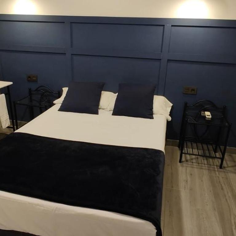 ROOMS Los MONTES - Double Room - 3