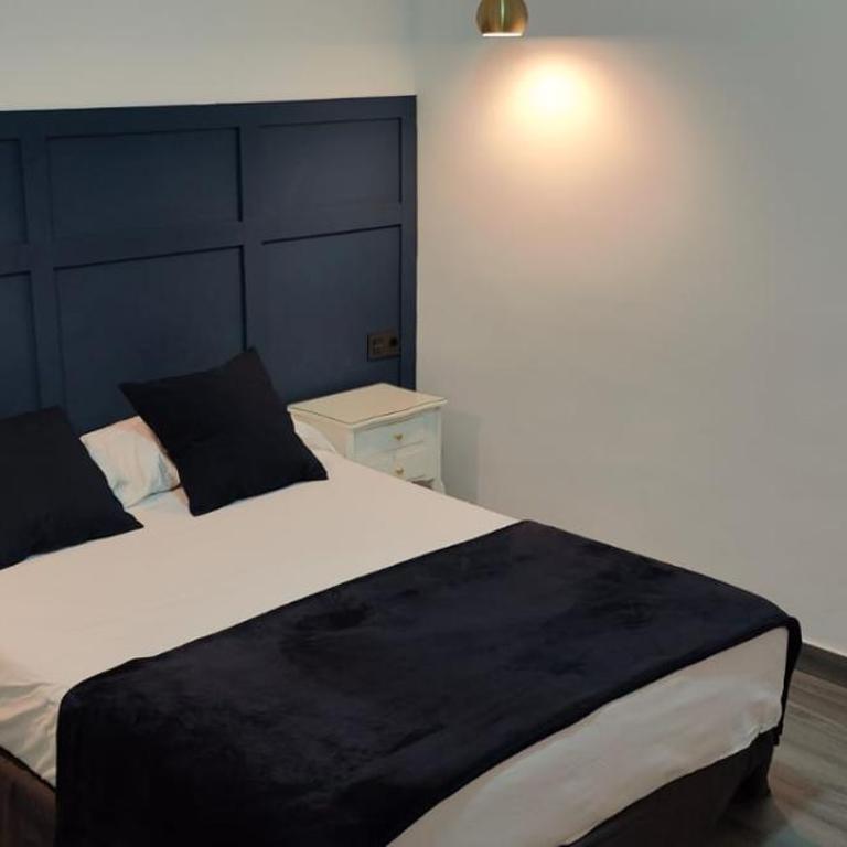 ROOMS Los MONTES - Double Room - 16