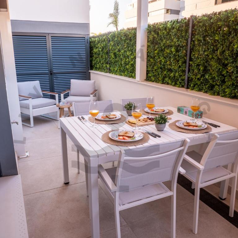 LivinMálaga Los Álamos Suites - Apartamento de 2 dormitorios - 14
