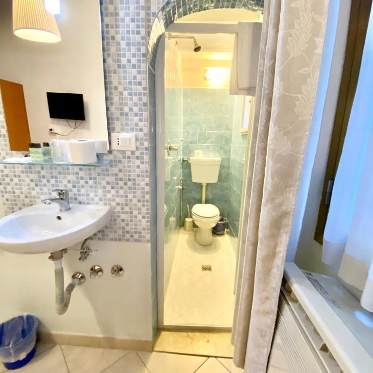 Hotel Romagna - Chambre Simple Économique - 2