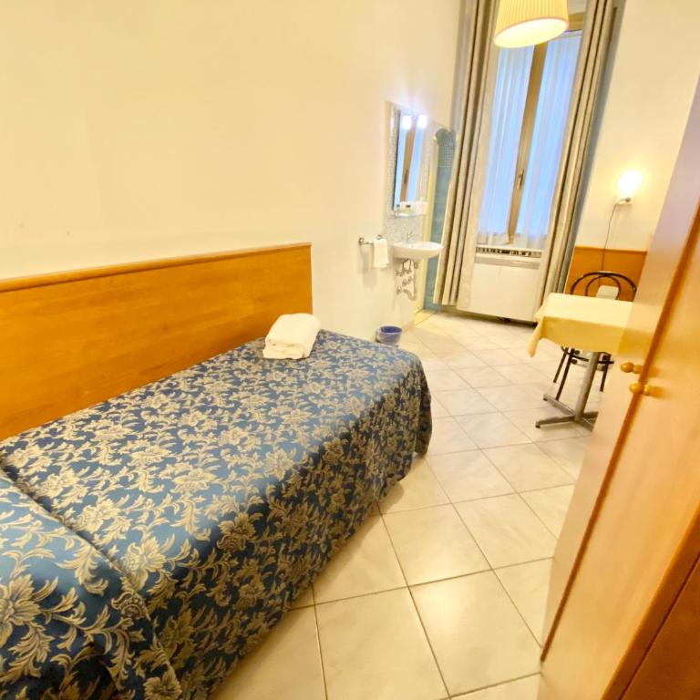 Hotel Romagna - Chambre Simple Économique - 1