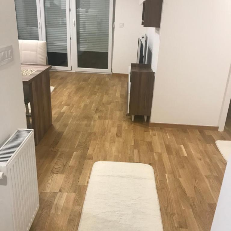 Apartman Tara Jagodina, ima free parking u garazi - Apartman sa 2 Spavaće Sobe i Terasom - 20