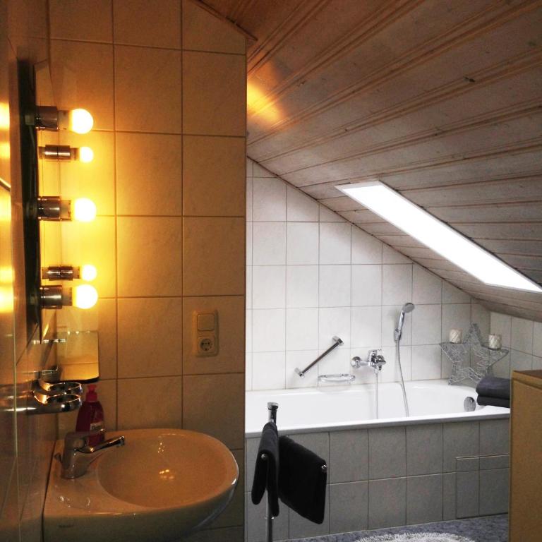 Ferienwohnung Gruß aus Partenkirchen - Apartment mit Blick auf die Berge - 20