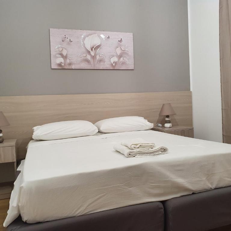 Amunì - Three-Bedroom Apartment - 9