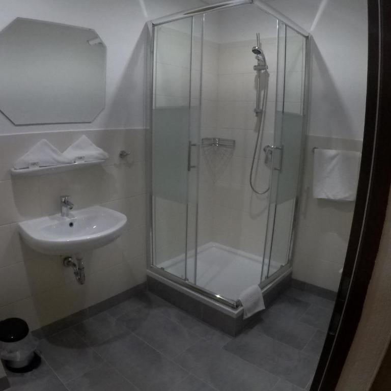 Hotel-Garni Seestrand - Familienzimmer mit Seeblick - 1