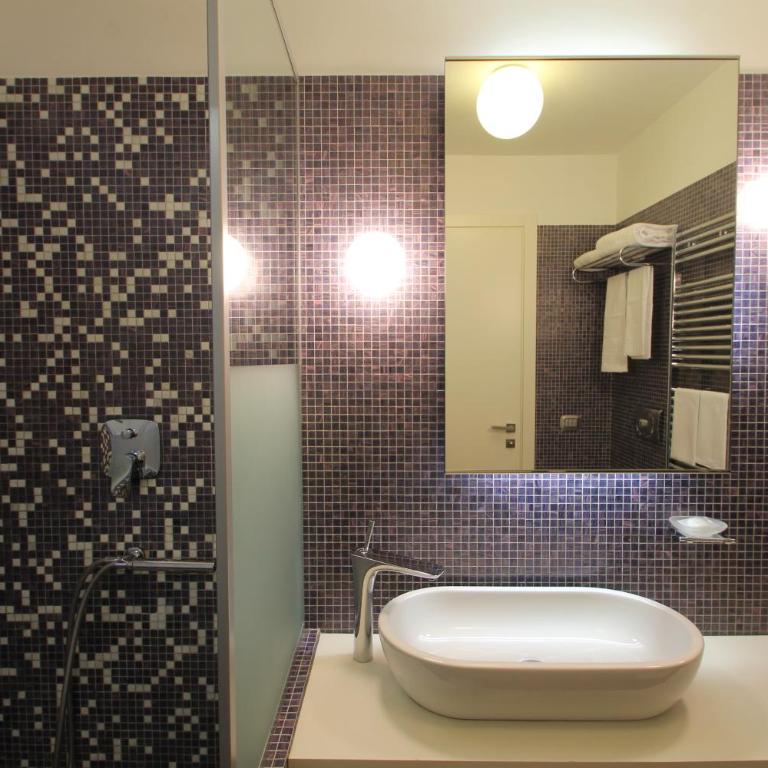 JC Hotel - Suite - 1