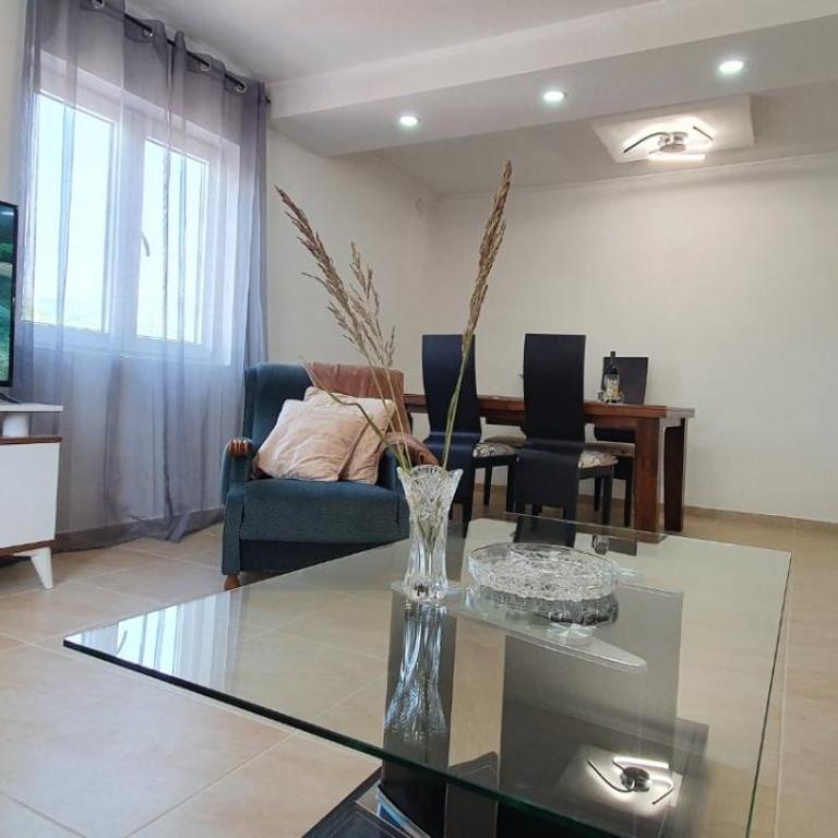 Family house Utjeha - One-Bedroom Apartment - 1