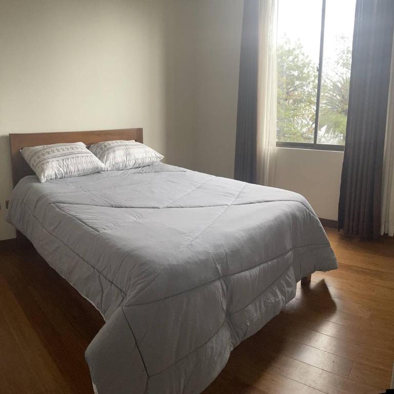 Lujoso depto. en ”Torre Nur” - Apartamento de 3 dormitorios - 4