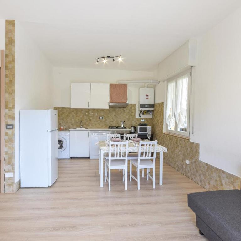 Cozy Apartment In Rapallo With Wifi - Appartamento con 2 Camere da Letto - 4