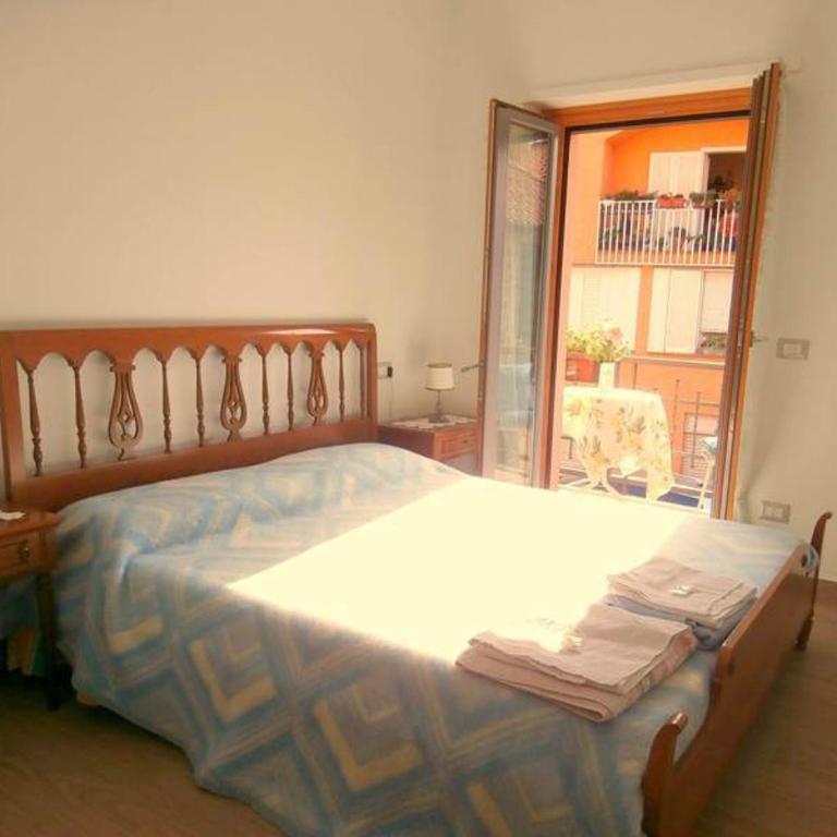 B&B della Contrada Varenna - Camera Matrimoniale con Balcone - 6