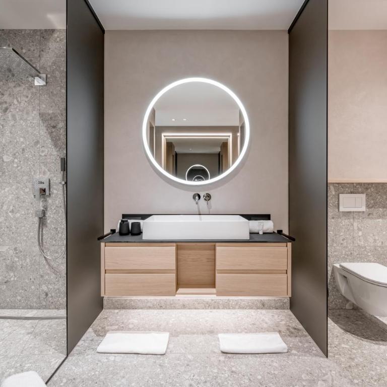 Hotel Weisses Lamm - Junior Suite mit Bergblick - 5
