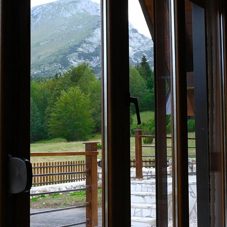 Mountain Villas Žabljak - Two-Bedroom Chalet - 32