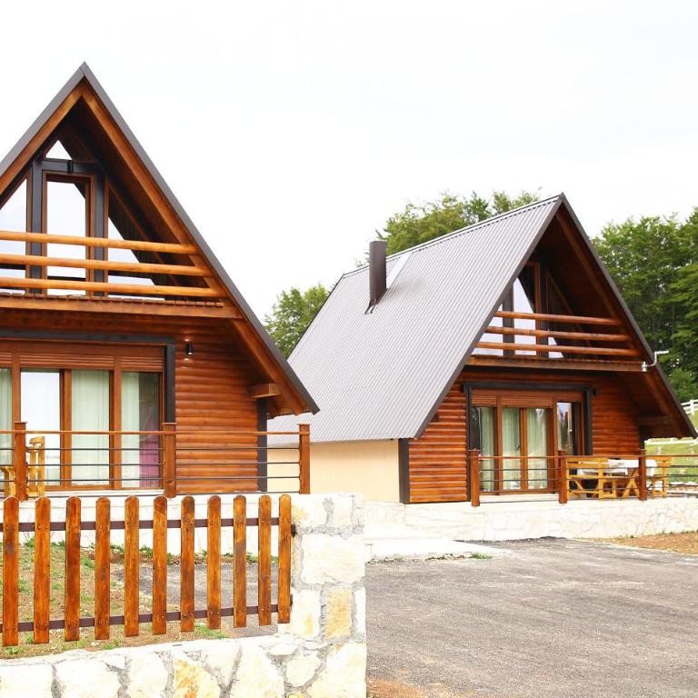 Mountain Villas Žabljak - Two-Bedroom Chalet - 2