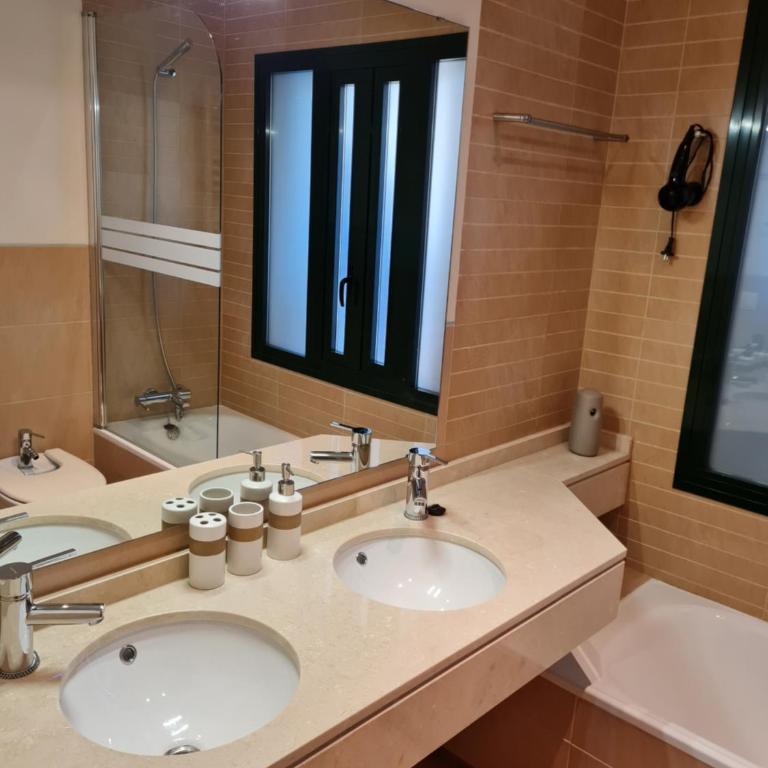 Casa Lima - Two-Bedroom Apartment - 18