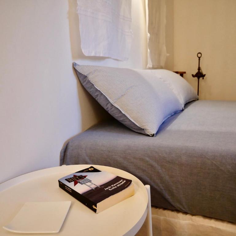 Il Ciclope - La camera sotto il faro - Camera Matrimoniale con Bagno Privato - 7