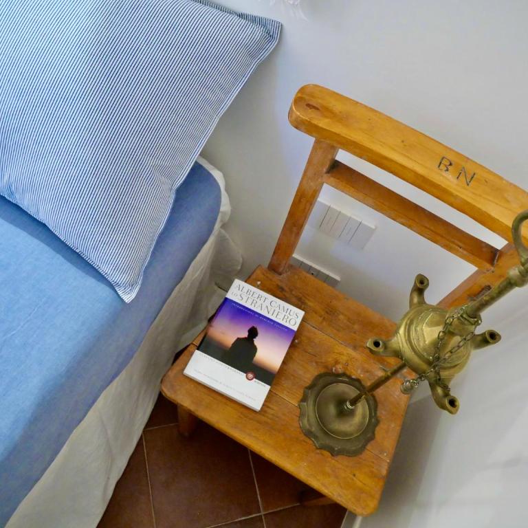 Il Ciclope - La camera sotto il faro - Camera Matrimoniale con Bagno Privato - 4