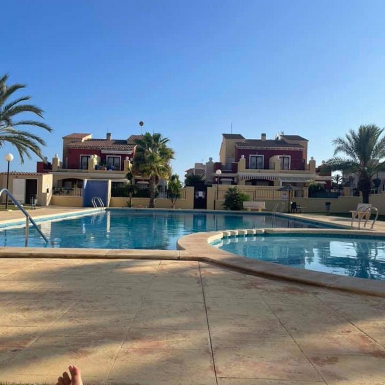CASA DEL SOL-Playa de la Mata-Torrevieja - Casa de 3 dormitorios - 5