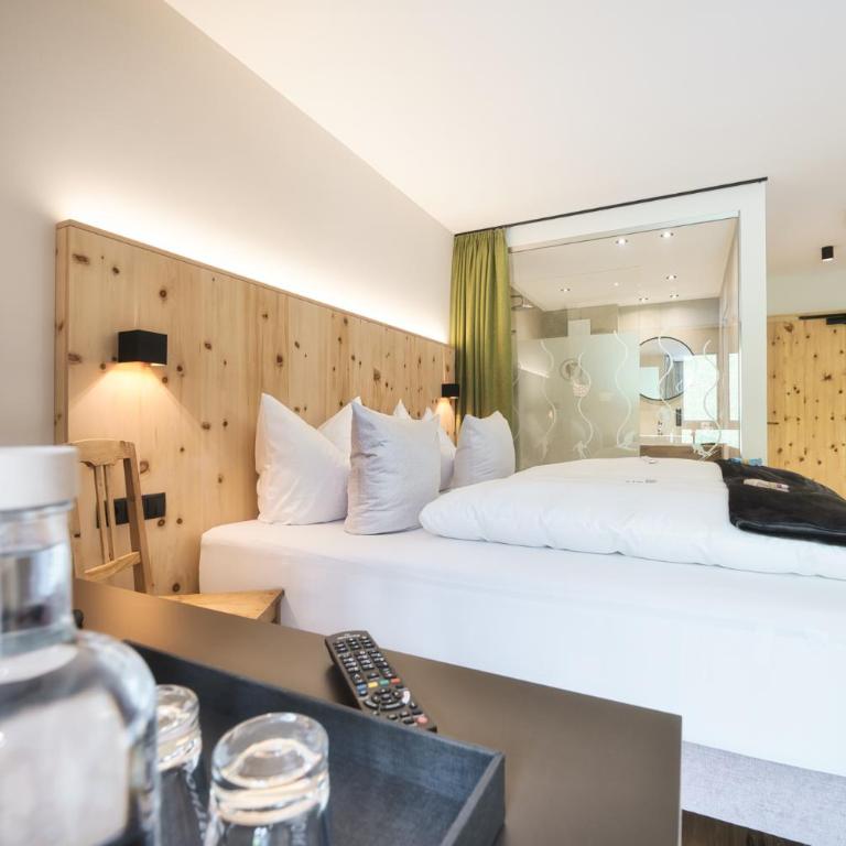 Hotel Die Arlbergerin - Deluxe Doppelzimmer mit Dusche - 1
