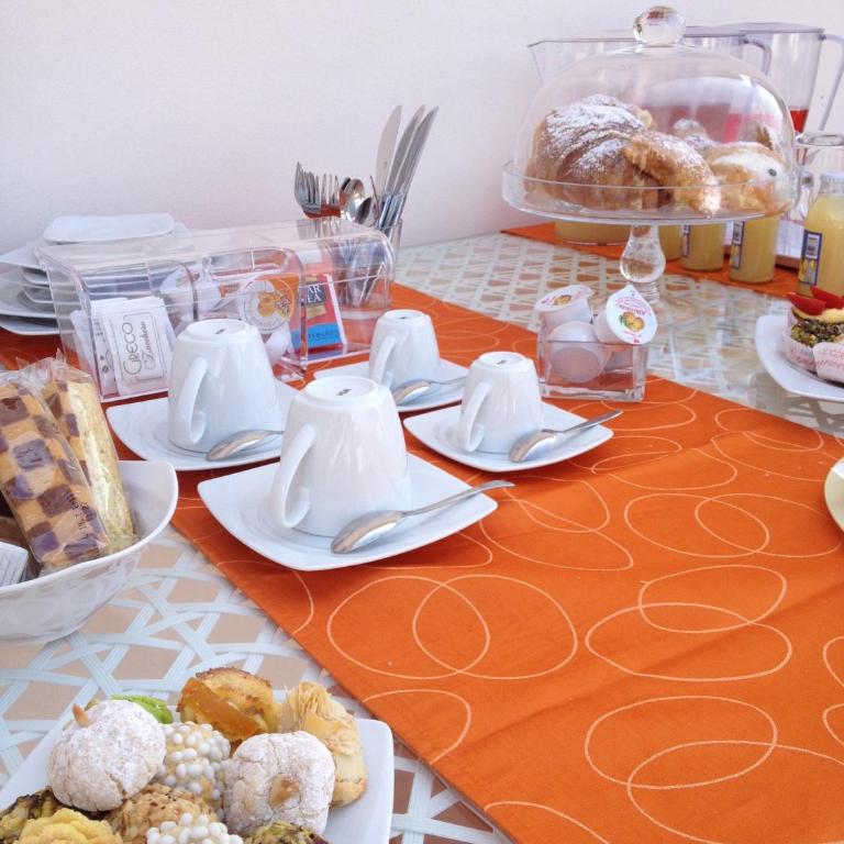 Orange Paradise b&b - Camera Deluxe Matrimoniale/Doppia con Letti Singoli con Vista Giardino - 5