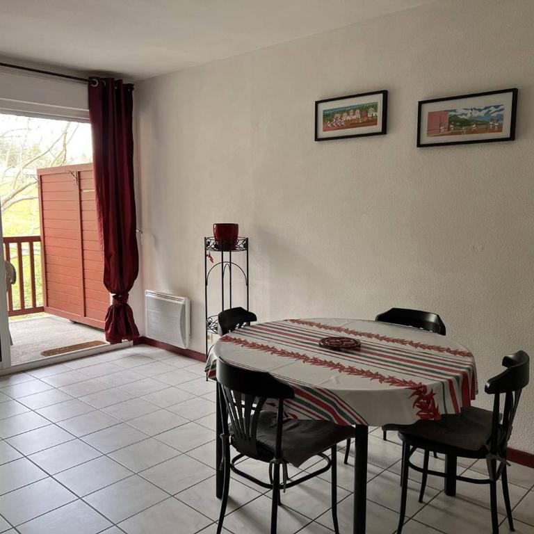 Appartement T2 calme avec terrasse et parking - 3 couchages - Appartement 1 Chambre - 3