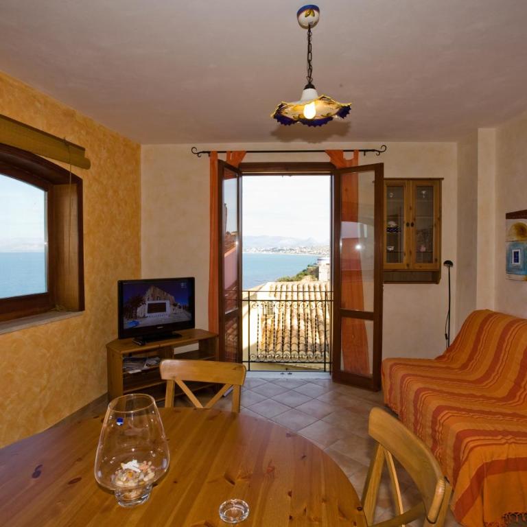 Balconi Sul Mare Appartamenti - Appartamento con Vista Mare - 23