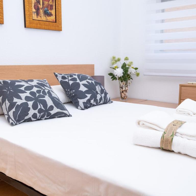 Global Vacacional, Apartamento con gran terraza en la playa de Canet de Berenguer - Apartamento - Planta baja - 28