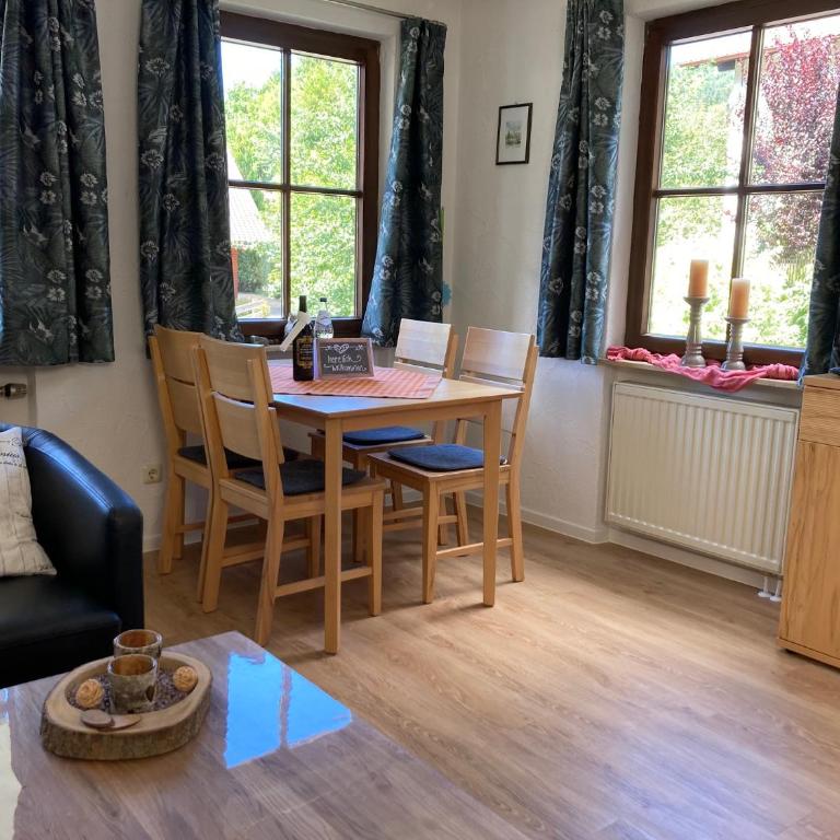 Ferienwohnung Allgäublick Regina - Apartment mit 2 Schlafzimmern - 1