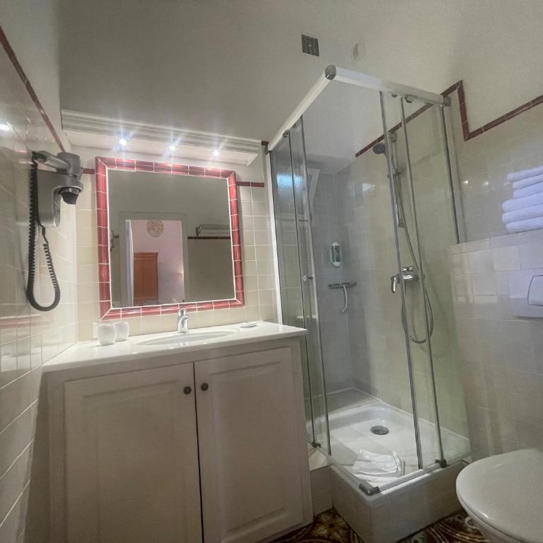Hotel Villa Provencale - Chambre Triple Confort - 6